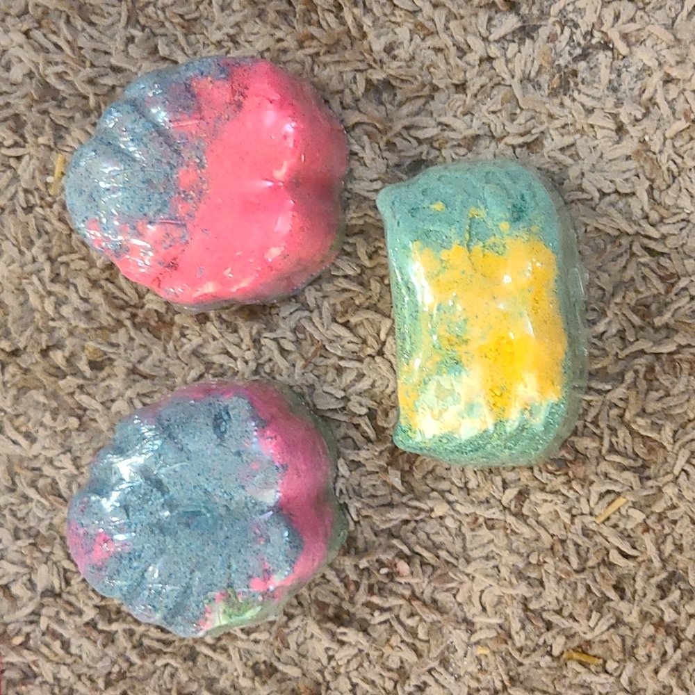 Three Fragrant Jewels Bath Bombs